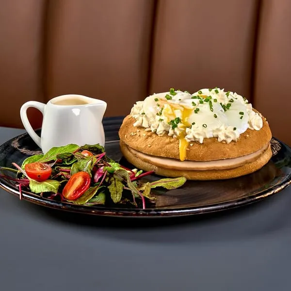 Poached Egg Bagel